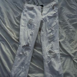 white skinny jeans